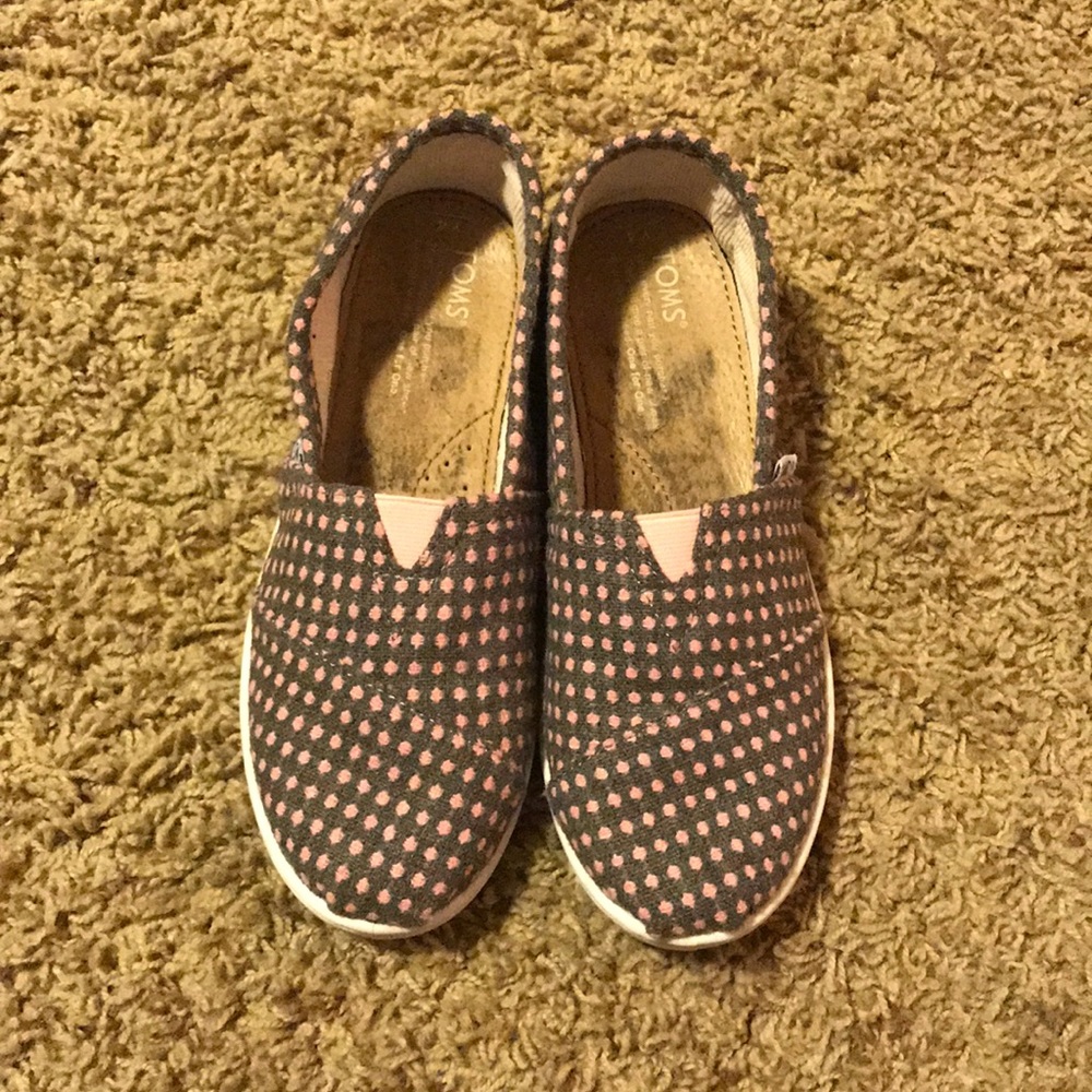 Toms